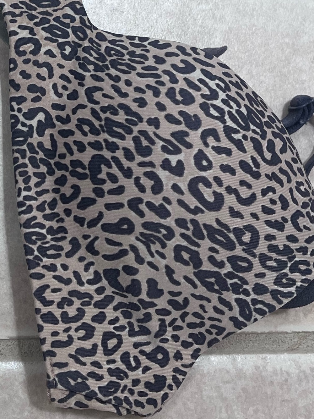 Victoria's Secret Leopard Print Bra in Tan and Black - Picture 4 of 4